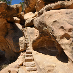 Petroglyph Point Trail