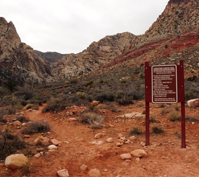 Sandstone Canyon Overlook Trail